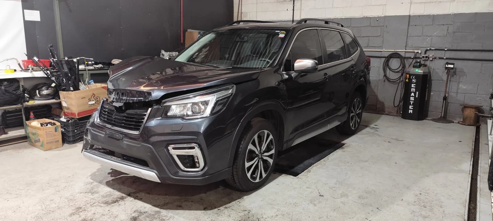 SUBARU FORESTER 2019
