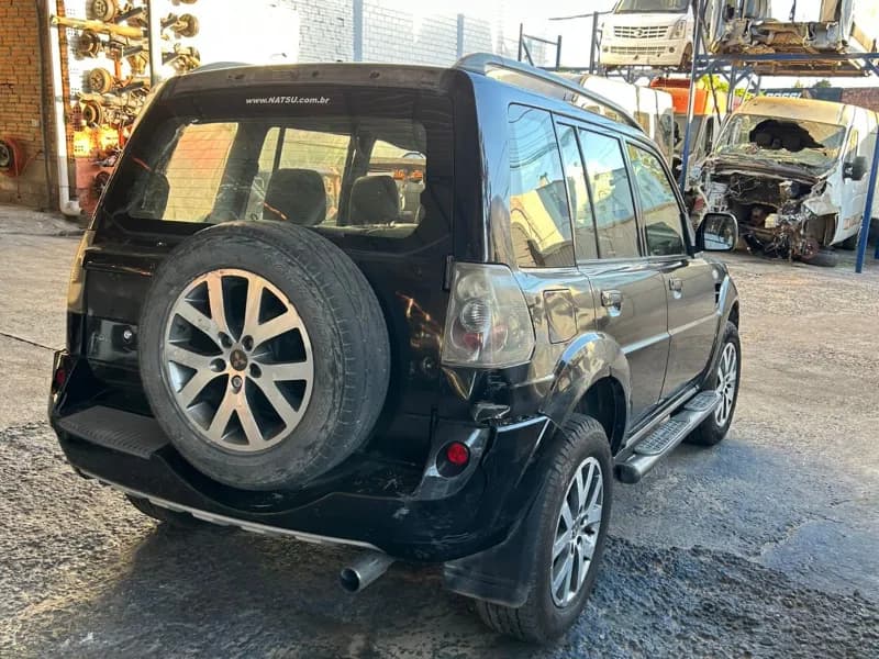 MITSUBISHI PAJERO TR4 2015