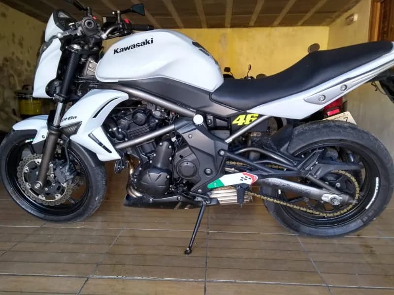 KAWASAKI ER-6N 2011