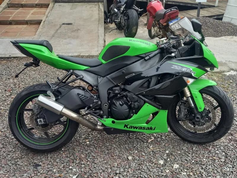 KAWASAKI NINJA ZX 2010